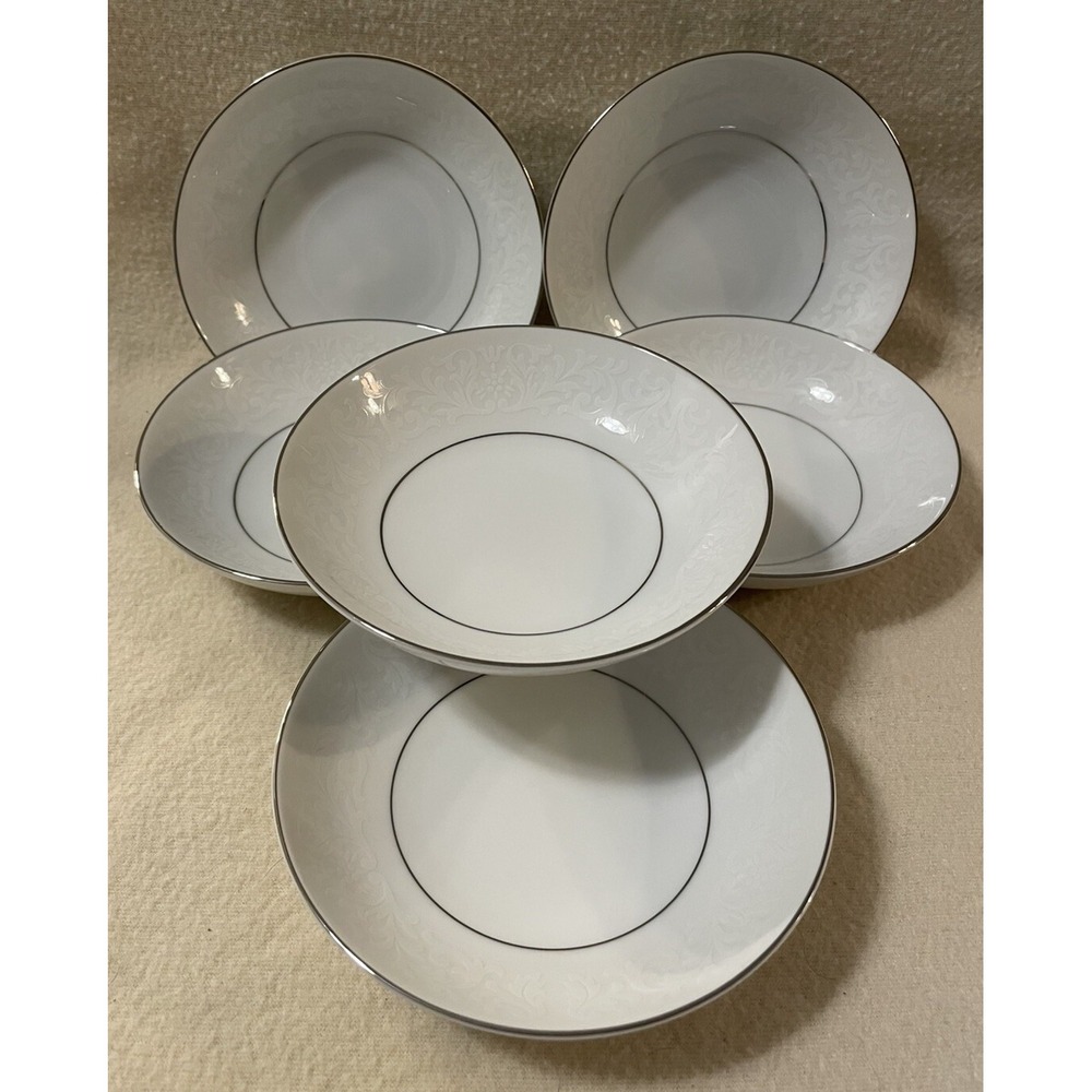 Mikasa Bridal Veil 5 1/2" Berry Bowls Set Of 6 White Scrolls Platinum Trim